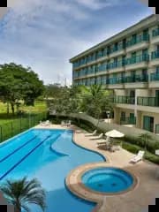 Hotel 4